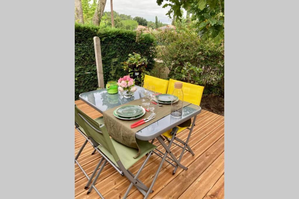 Charmant Chalet Avec Une Grande Terrasse Au Pyla La Teste-de-Buch Bagian luar foto